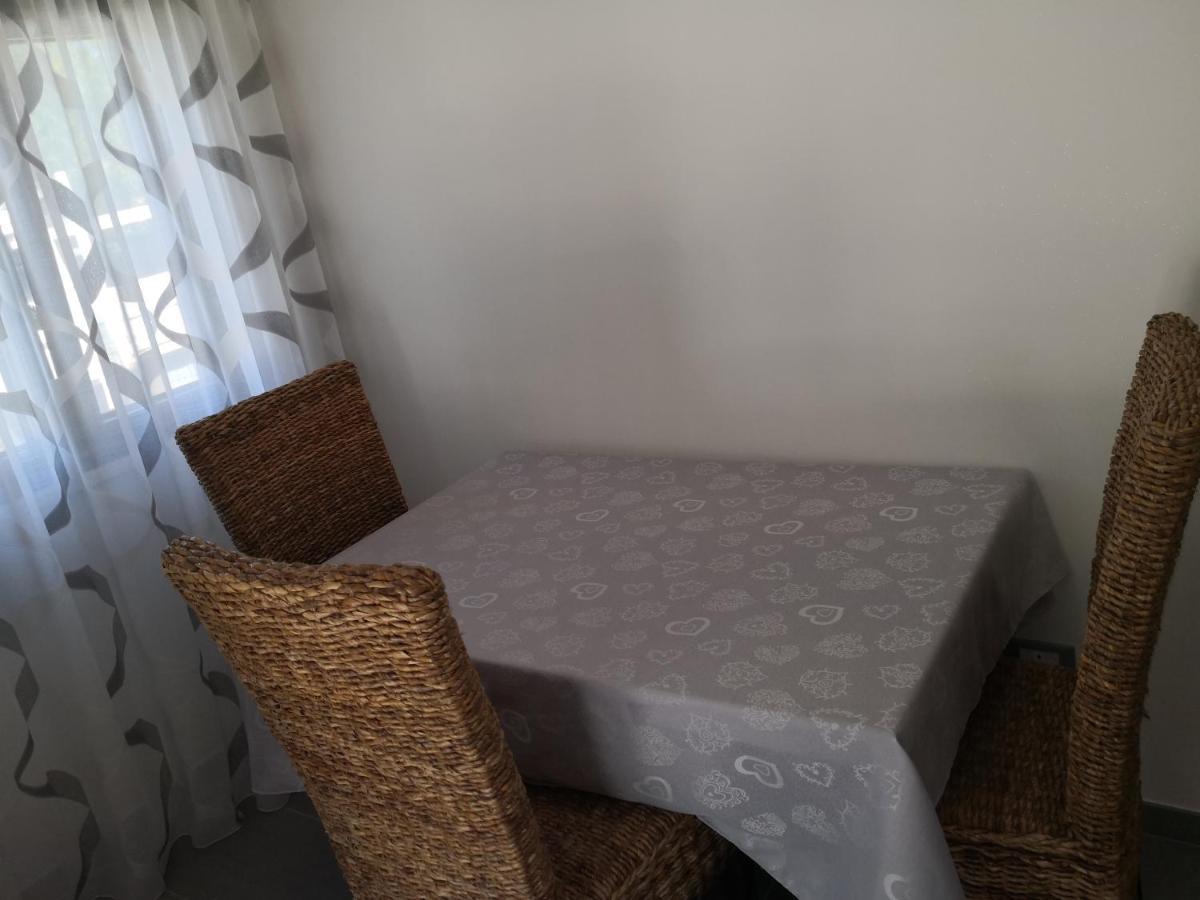 House Pierclaudio E Domitilla Монте Сан Биаджо Екстериор снимка